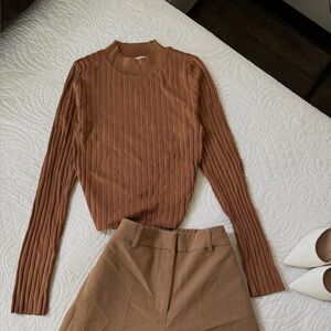 Guess Ribbed Top in Brown